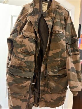 Divided Men's Camouflage Utility Field Jacket in Green and Brown